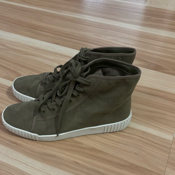 Vince Linen Wolfe Sneakers in Olive Green Size 7.5 - Picture 6 of 10